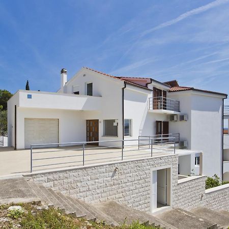 חוואר Villa Lucija מראה חיצוני תמונה
