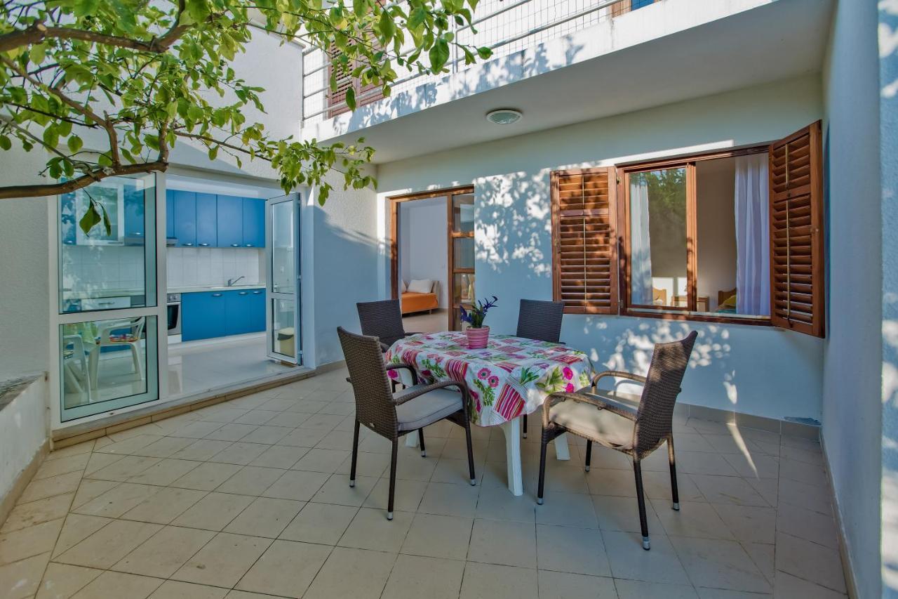 חוואר Villa Lucija מראה חיצוני תמונה