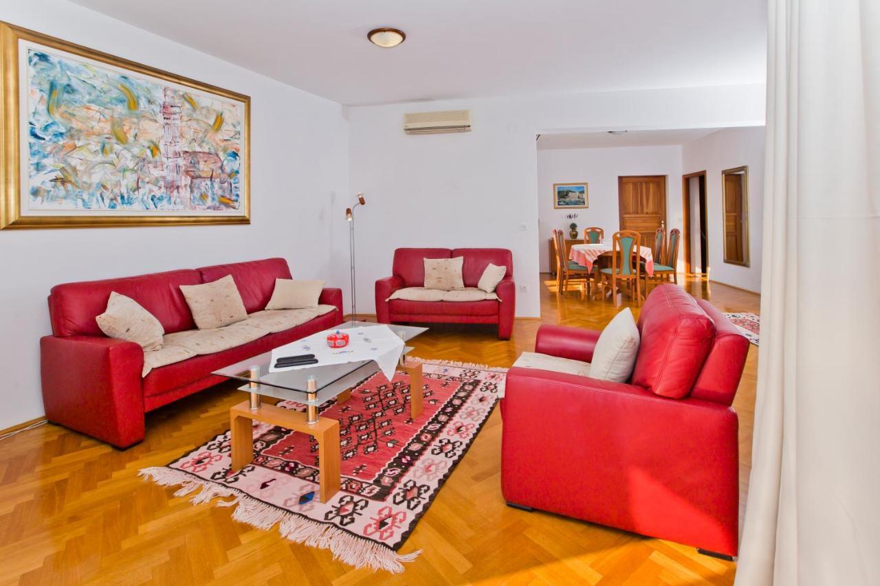 חוואר Villa Lucija מראה חיצוני תמונה