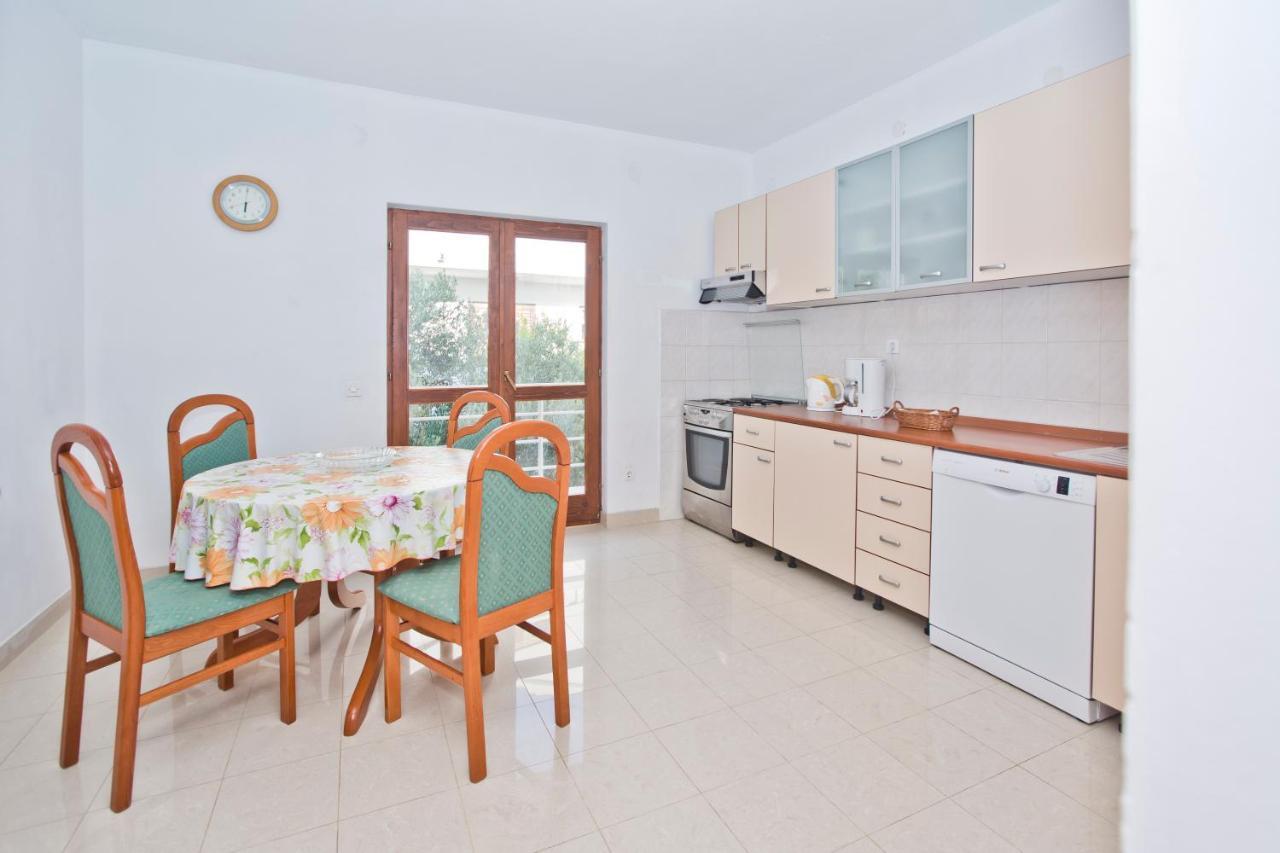 חוואר Villa Lucija מראה חיצוני תמונה